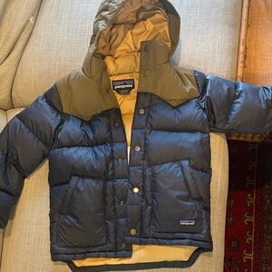 Patagonia Navy and Olive Hooded DOWN jacket